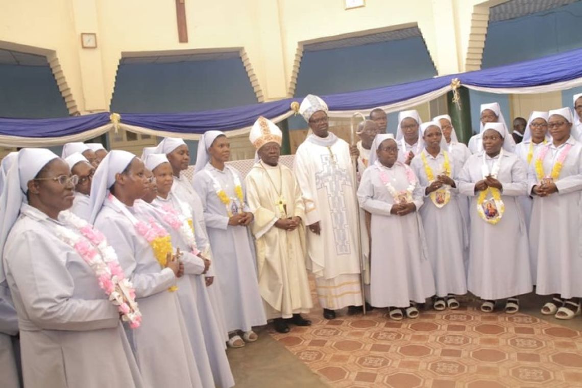 LES BENE MARIYA  : APPELEES A DEMEURER EN JESUS POUR PORTER BEAUCOUP DE FRUITS